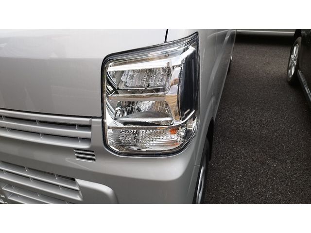 SUZUKI EVERY van 4WD 2025