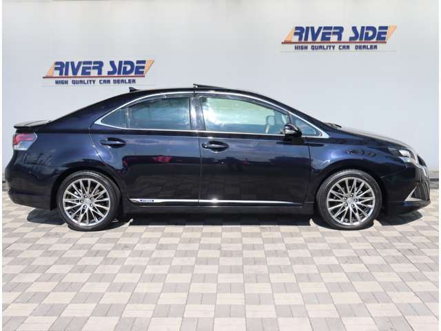 TOYOTA LEXUS HS250h 2015