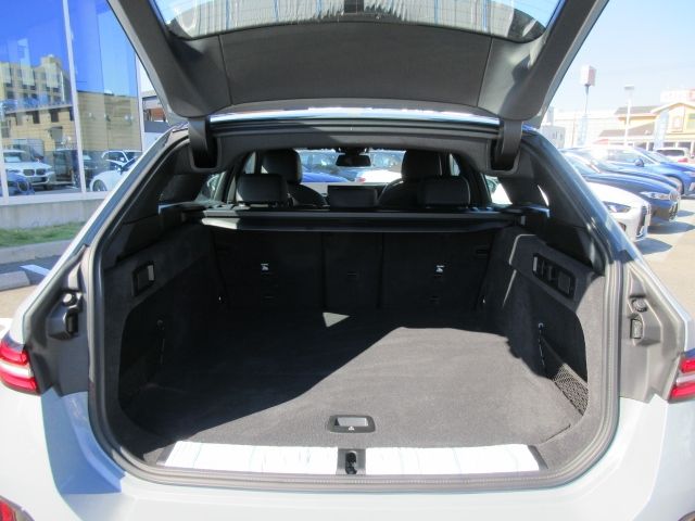 BMW BMW 5series TOURING 2024