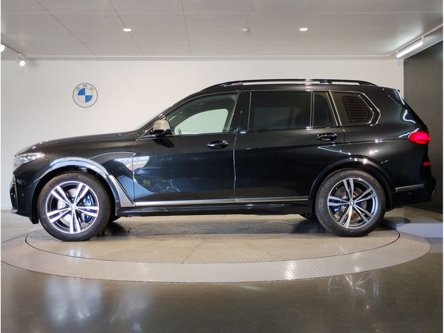 BMW BMW X7 2021