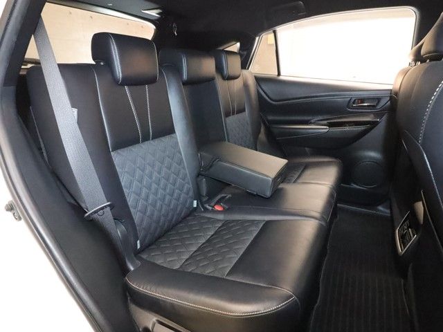 TOYOTA HARRIER 2WD 2017