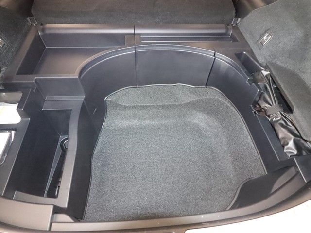 TOYOTA HARRIER 2WD 2017