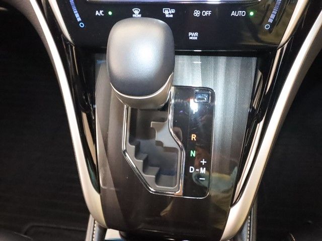 TOYOTA HARRIER 2WD 2017