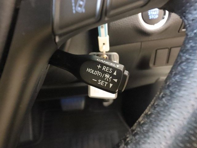 TOYOTA HARRIER 2WD 2017