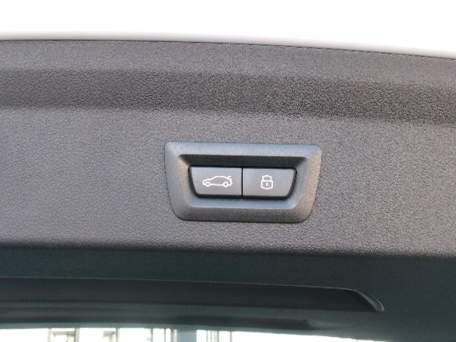 BMW BMW 1series 2025