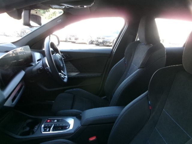 BMW BMW 1series 2025