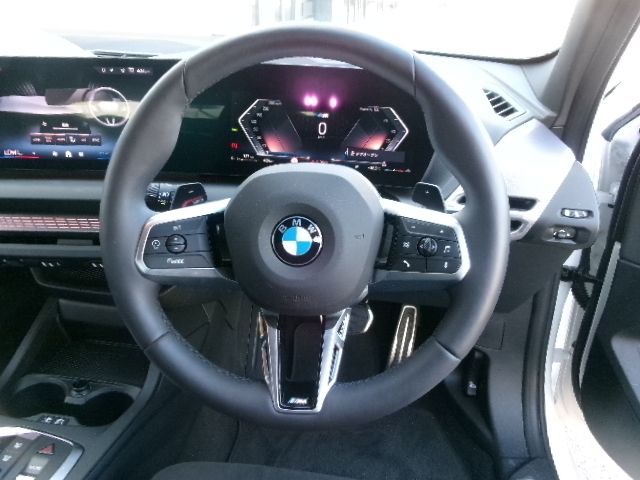 BMW BMW 1series 2025