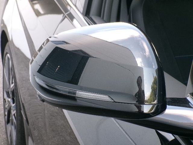 BMW BMW 1series 2025