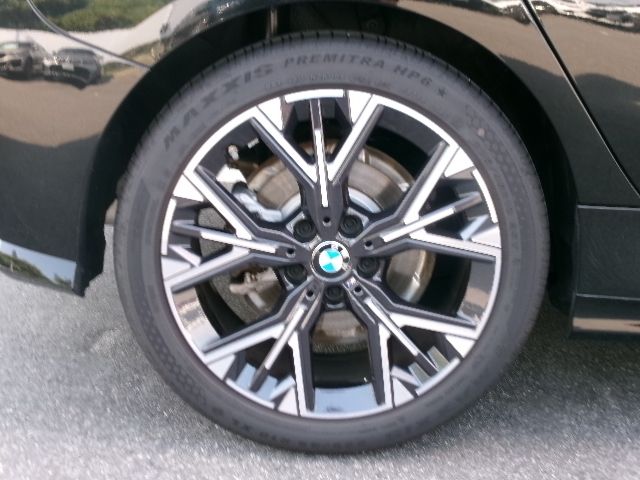 BMW BMW 1series 2025