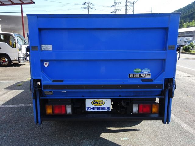 ISUZU ELF 2013