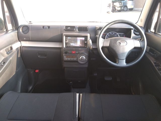 DAIHATSU MOVE CONTE CUSTOM 2013