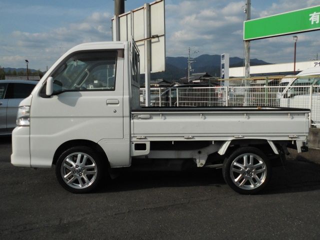 TOYOTA PIXIS truck 2014