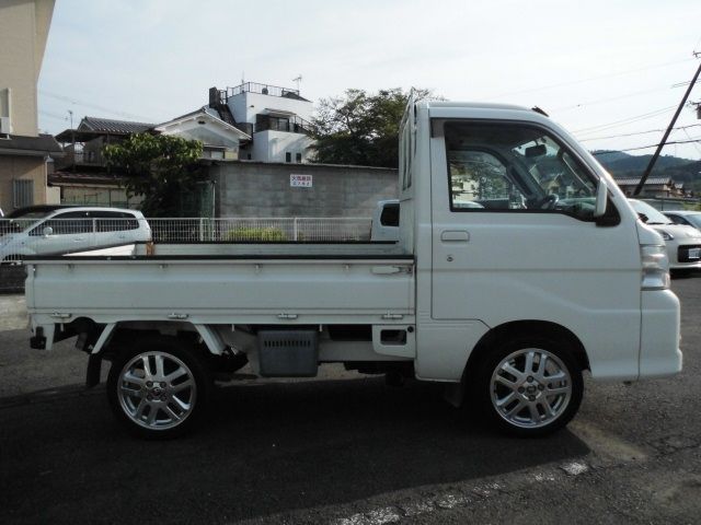 TOYOTA PIXIS truck 2014