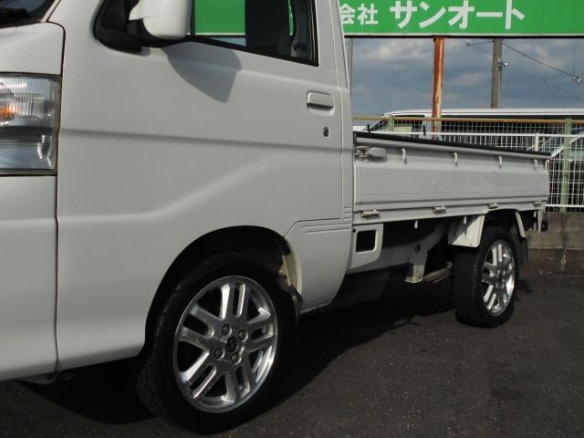 TOYOTA PIXIS truck 2014