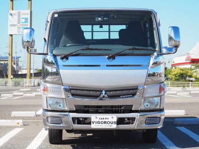 MITSUBISHI CANTER 2011