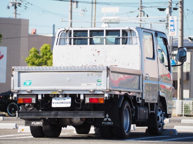 MITSUBISHI CANTER 2011