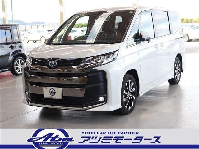 TOYOTA NOAH HYBRID 2024