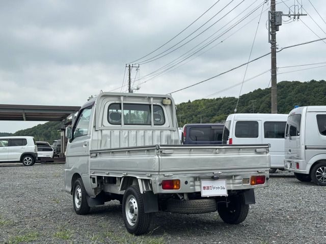 DAIHATSU HIJET truck 4WD 2005