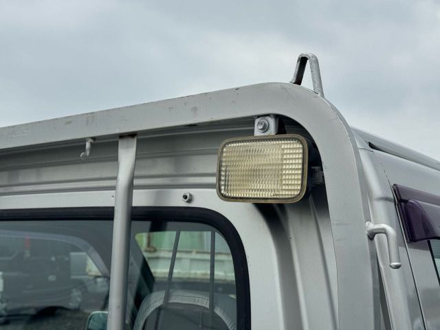 DAIHATSU HIJET truck 4WD 2005