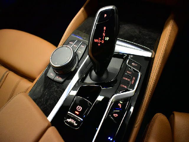 BMW BMW 5series TOURING 2021