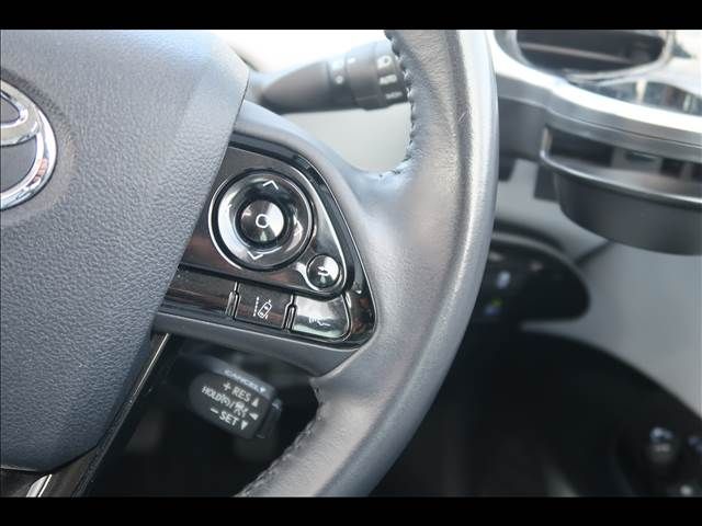 TOYOTA PRIUS 4WD 2020