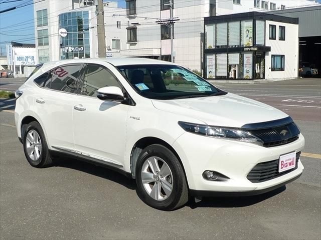 TOYOTA HARRIER HYBRID 2015
