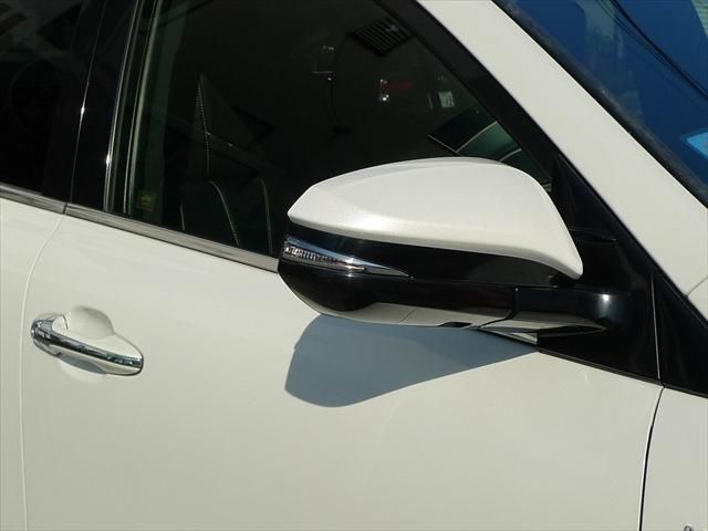 TOYOTA HARRIER HYBRID 2015