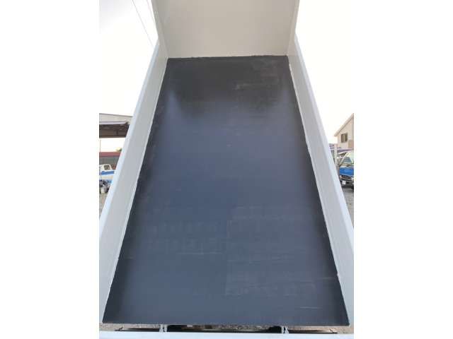 MITSUBISHI CANTER 2012