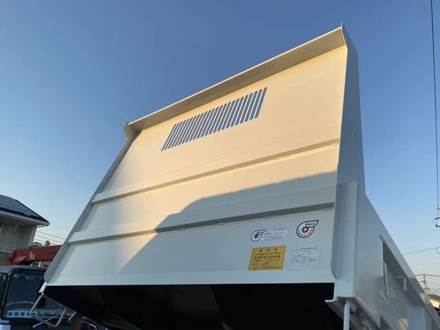 MITSUBISHI CANTER 2012