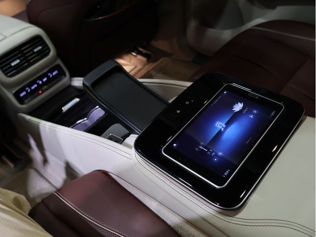 MERCEDES BENZ MERCEDES Maybach GLS class 2023