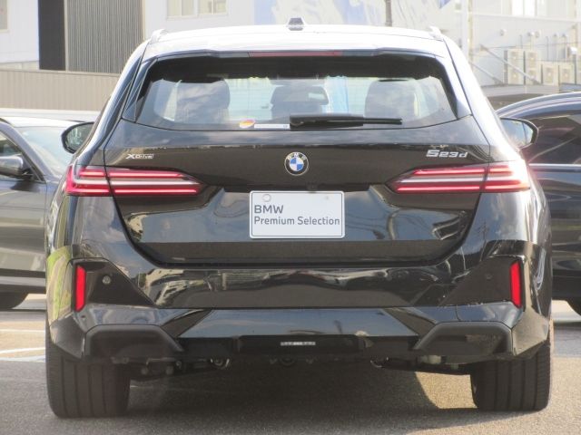 BMW BMW 5series TOURING 2024