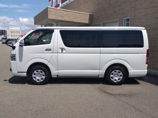 TOYOTA REGIUSACE van 4WD 2019