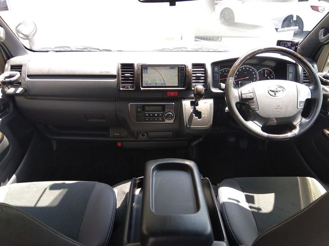 TOYOTA REGIUSACE van 4WD 2019