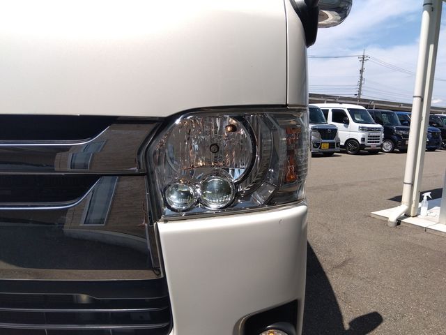 TOYOTA REGIUSACE van 4WD 2019