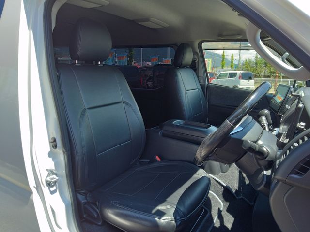 TOYOTA HIACE wagon 2020