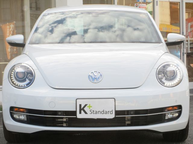 VOLKSWAGEN VOLKSWAGEN The BEETLE 2015