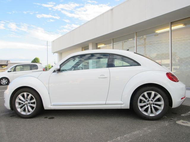 VOLKSWAGEN VOLKSWAGEN The BEETLE 2015