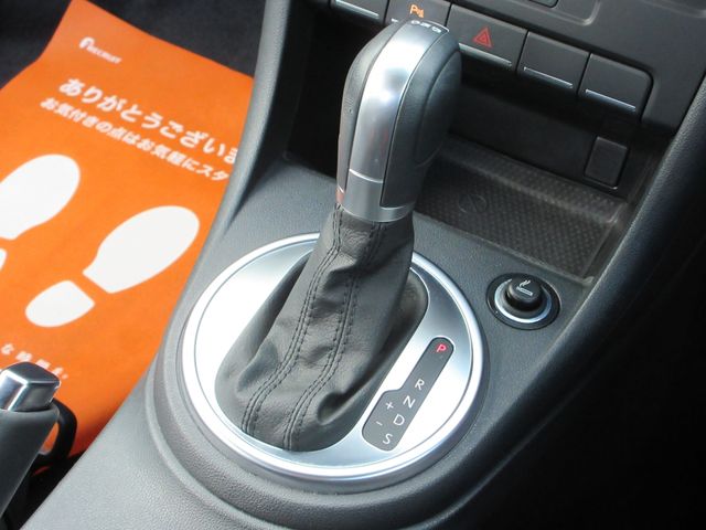 VOLKSWAGEN VOLKSWAGEN The BEETLE 2015