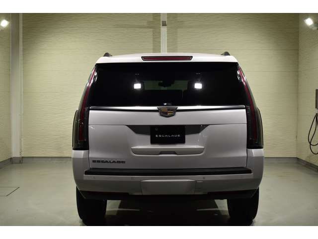 CADILLAC CADILLAC ESCALADE 2018