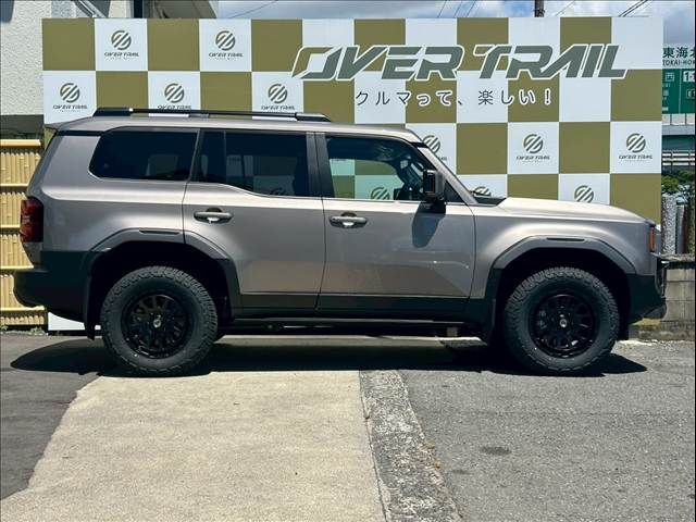 TOYOTA LANDCRUISER 250 2024