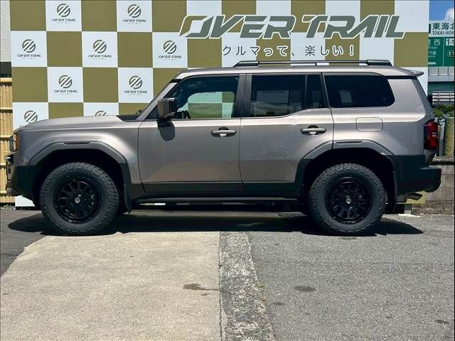 TOYOTA LANDCRUISER 250 2024