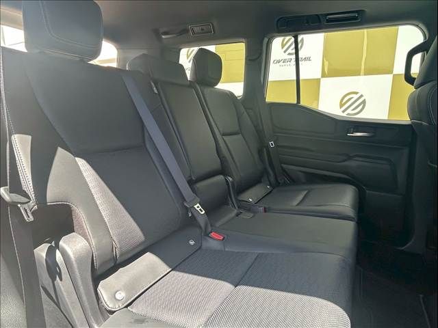 TOYOTA LANDCRUISER 250 2024