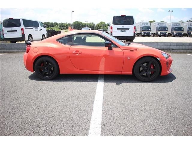 TOYOTA 86 2017