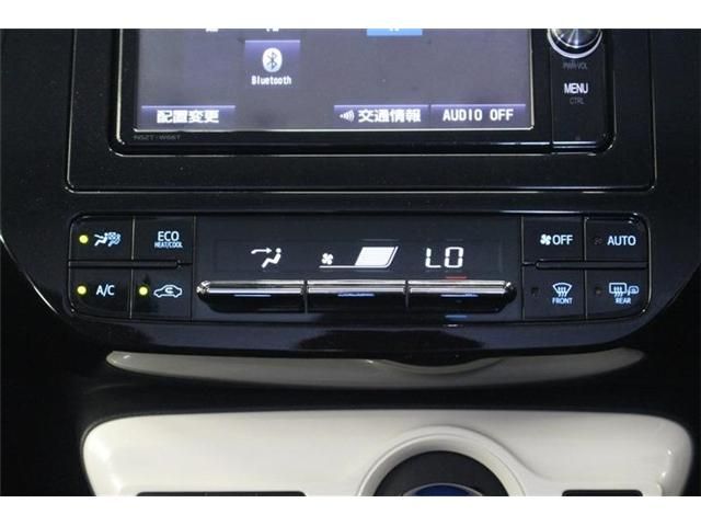 TOYOTA PRIUS 4WD 2018