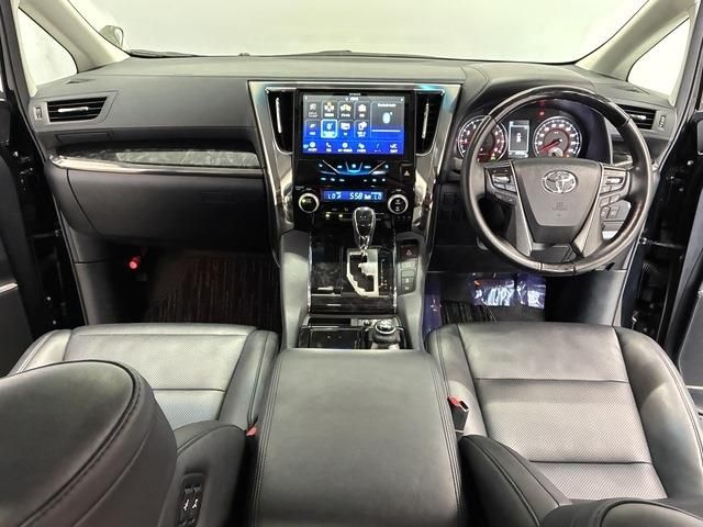 TOYOTA VELLFIRE 2018