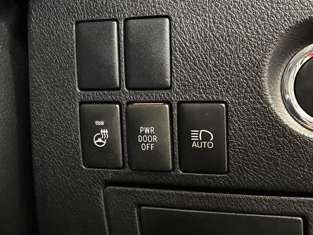 TOYOTA VELLFIRE 2018