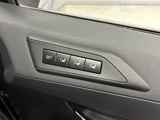 TOYOTA VELLFIRE 2018