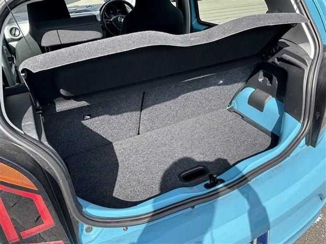 VOLKSWAGEN VOLKSWAGEN up! 2018