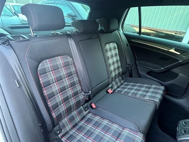 VOLKSWAGEN VOLKSWAGEN GOLF GTI 2018