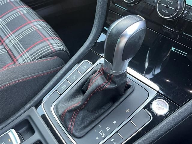 VOLKSWAGEN VOLKSWAGEN GOLF GTI 2018